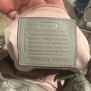 Coach Light Gray Women's Shoulder Bag